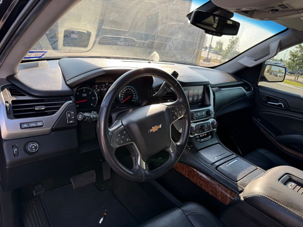 Thumbnail: 2017 Chevrolet Suburban - 7