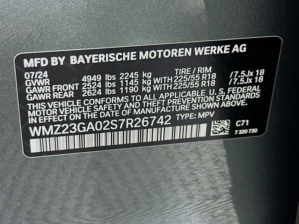 2025 MINI Cooper Countryman Base 24