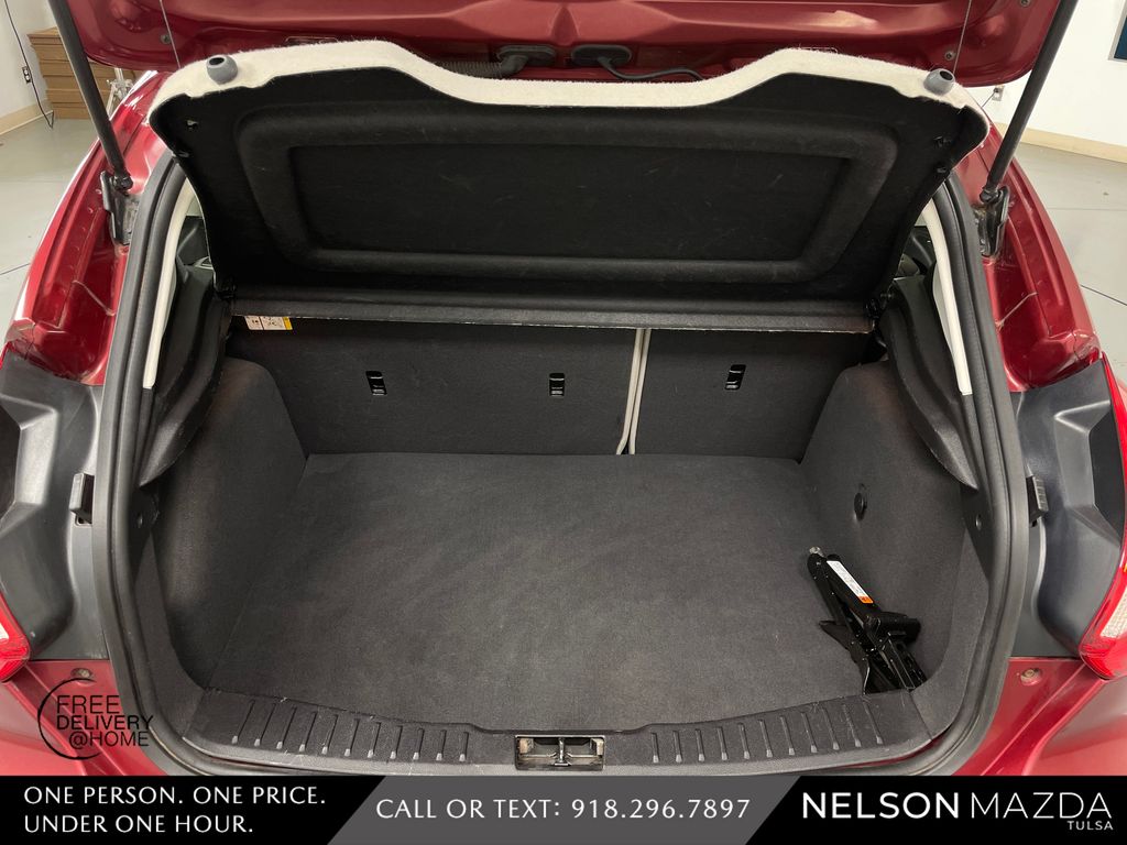 Used 2014 Red Ford SE image 34