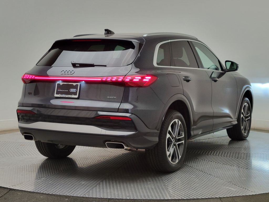Thumbnail: 2025 Audi Q5 - 5
