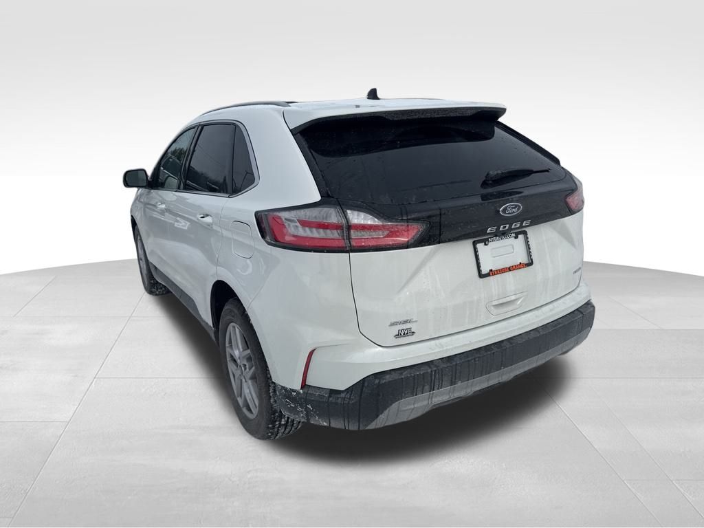 2024 Ford Edge SEL's photo