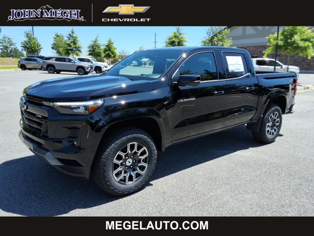Black 2026 Chevrolet Colorado Pickup Truck Four-Wheel Drive 8-Speed Automatic