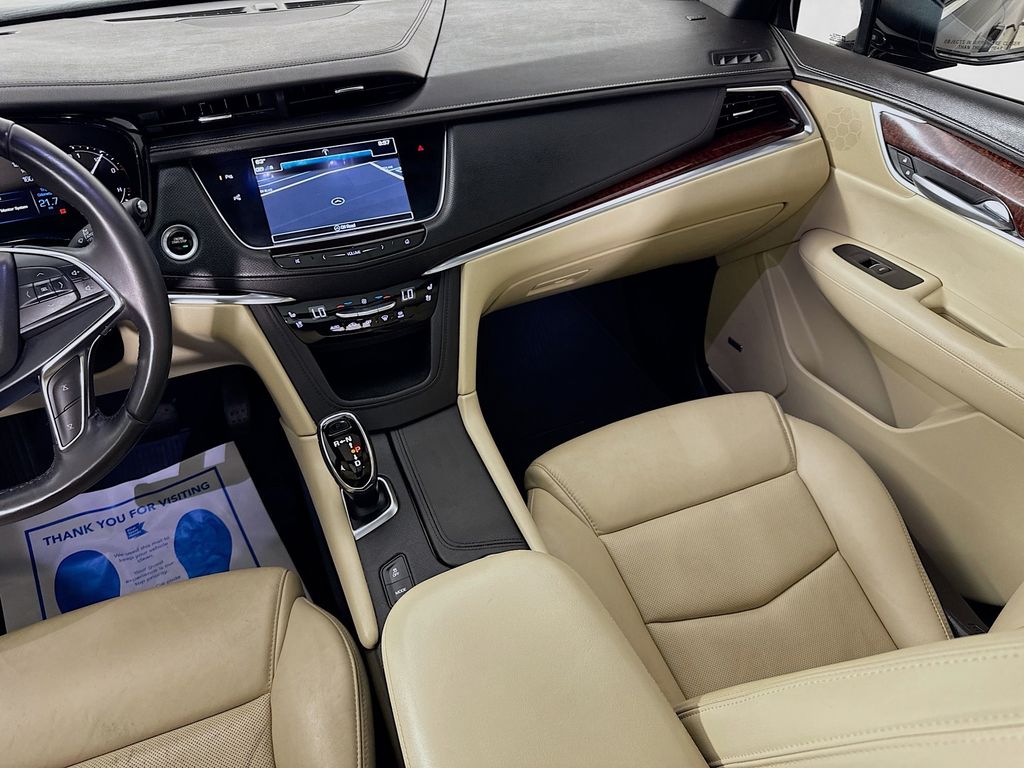 Used Car 2018 Cadillac Xt5  Premium Luxury For Sale Under $20,000 In Austin, Texas