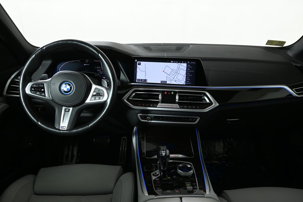 Thumbnail: 2023 BMW X5 - 17