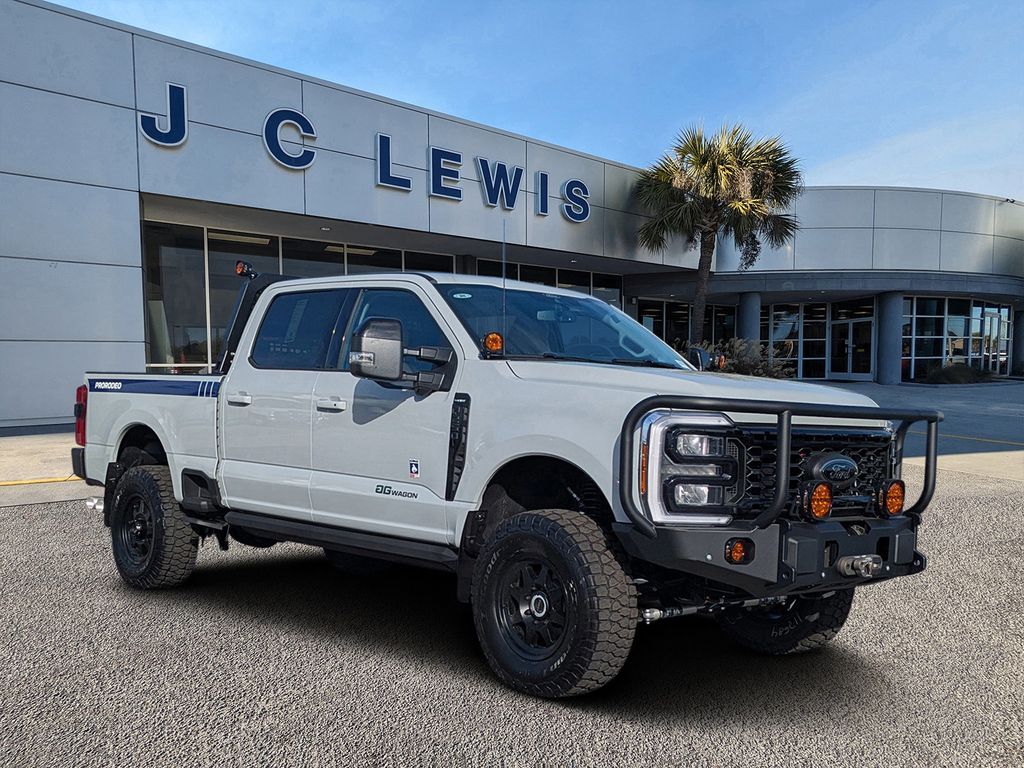 Avalanche 2026 Ford F-250 Super Duty Pickup Truck Four-Wheel Drive Automatic