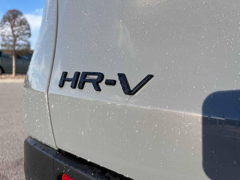Thumbnail: 2026 Honda HR-V - 7