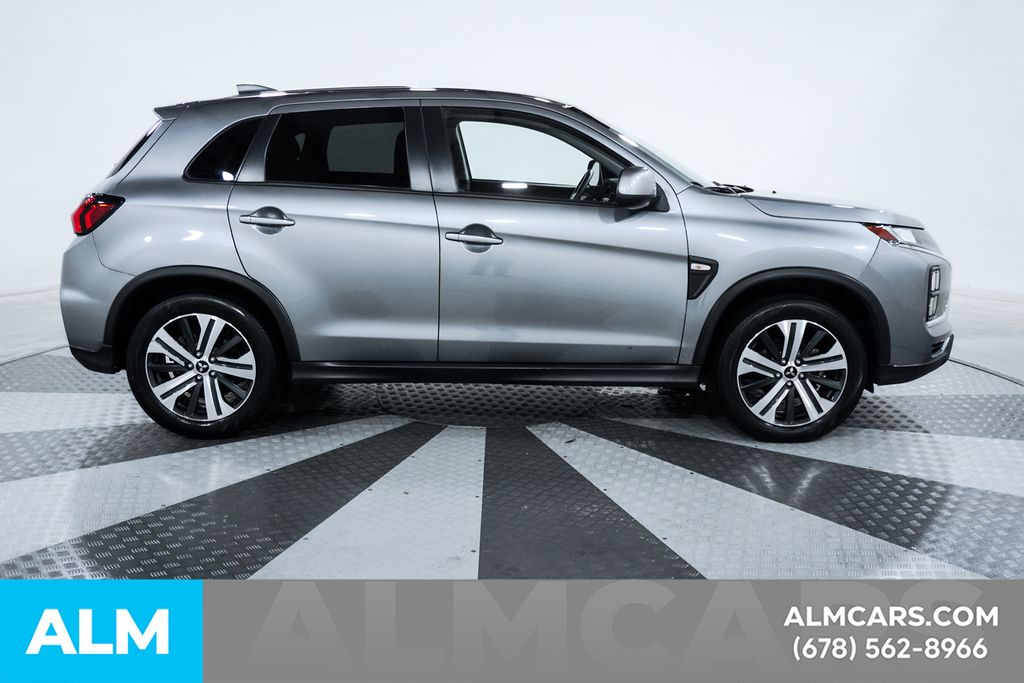 Used 2024 Gray Mitsubishi 2.0 ES image 8
