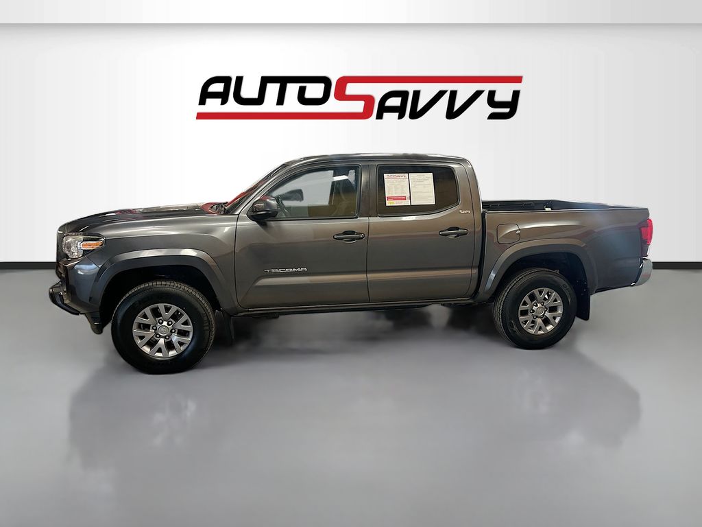 Used 2019 Gray Toyota SR5 image 4
