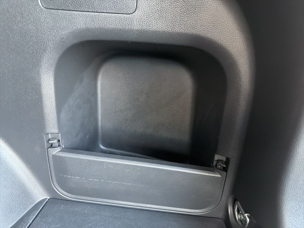 Thumbnail: 2023 Toyota RAV4 - 10