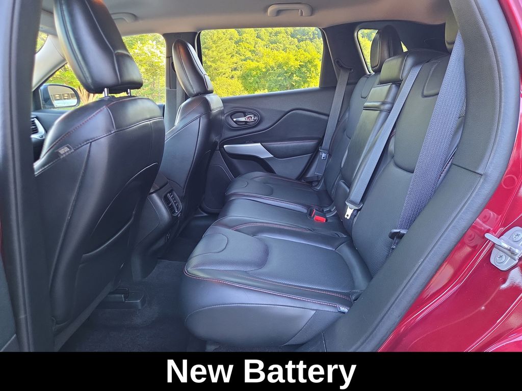 used 2018 Jeep Cherokee car, priced at $10,000