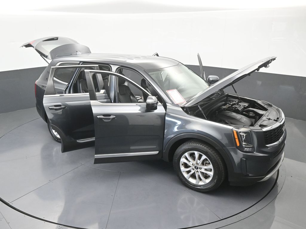 Used 2022 Gravity Gray Kia LX image 62