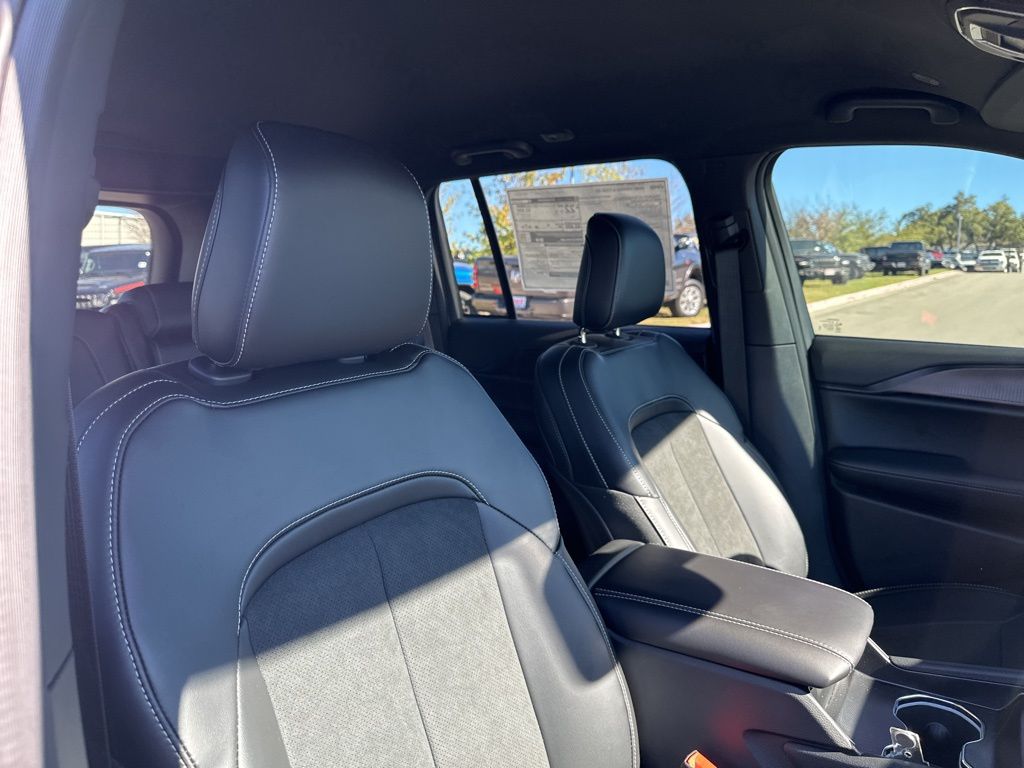 New Car 2025 Jeep Grand Cherokee  For Sale Under $50,000 In Austin, Texas