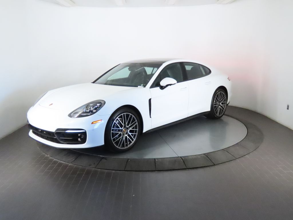 Thumbnail: 2022 Porsche Panamera - 1