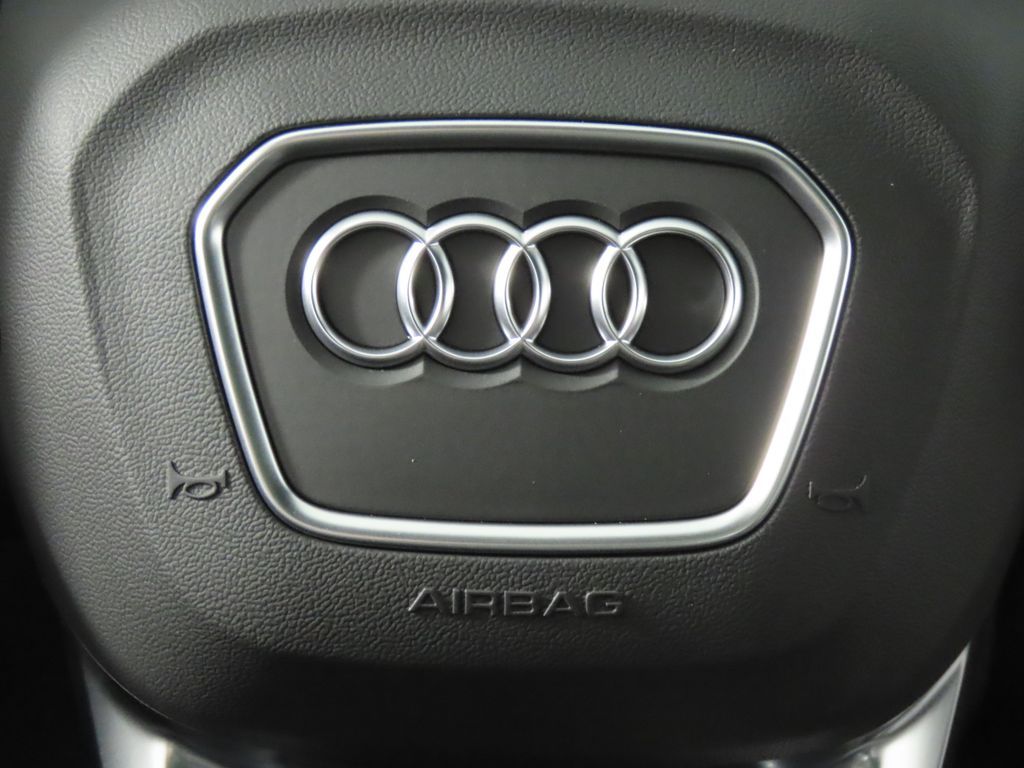 Thumbnail: 2026 Audi Q7 - 17