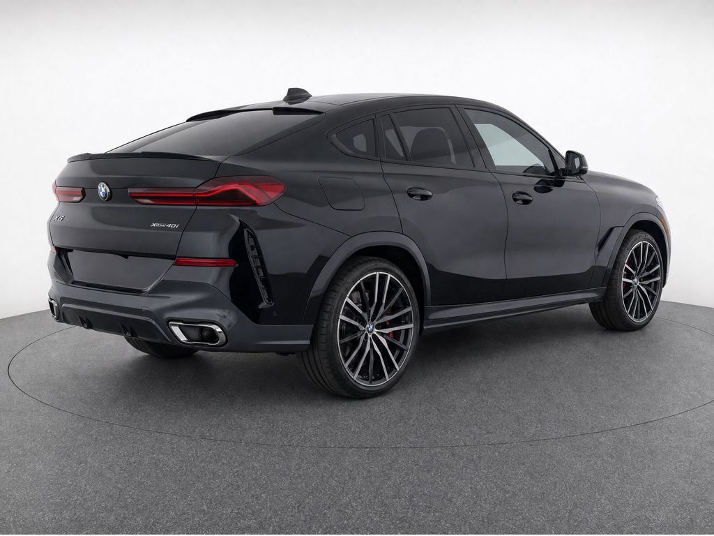 Thumbnail: 2023 BMW X6 - 3
