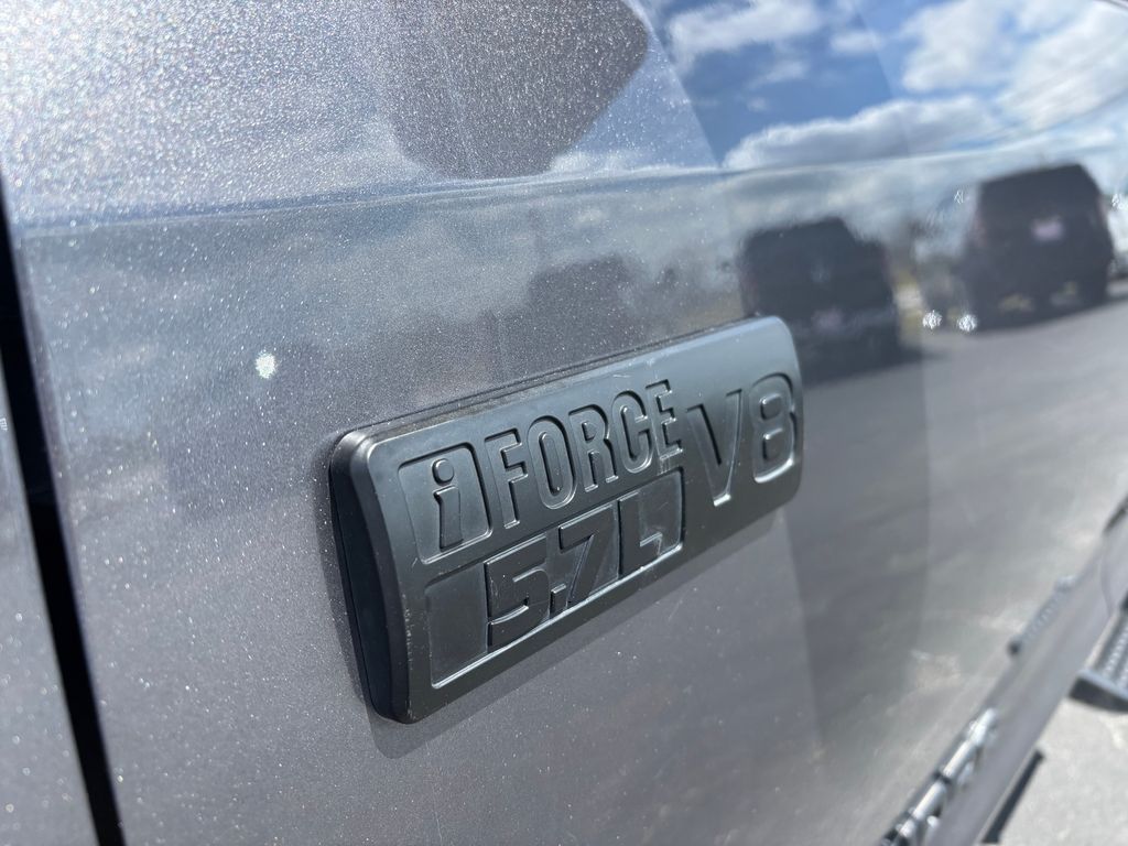 Used Car 2019 Toyota Tundra  Sr5 For Sale Under $40,000 In Austin, Texas