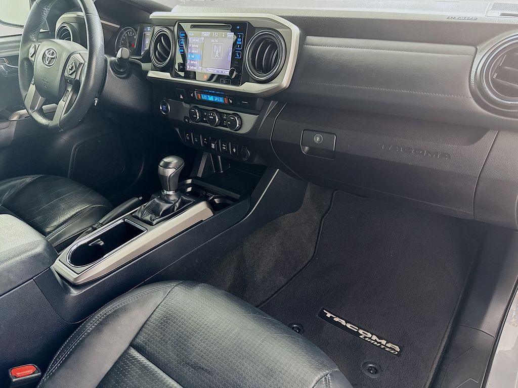 2019 Toyota Tacoma Limited 26