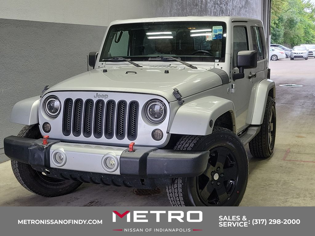 Bright Silver Metallic Clearcoat 2011 Jeep Wrangler SUV / Crossover Four-Wheel Drive 4-Speed Automatic