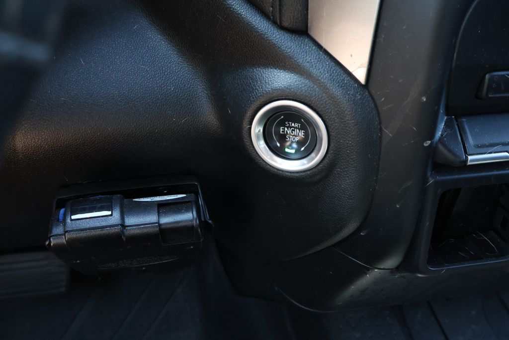 Thumbnail: 2019 Chevrolet Silverado 1500 - 27