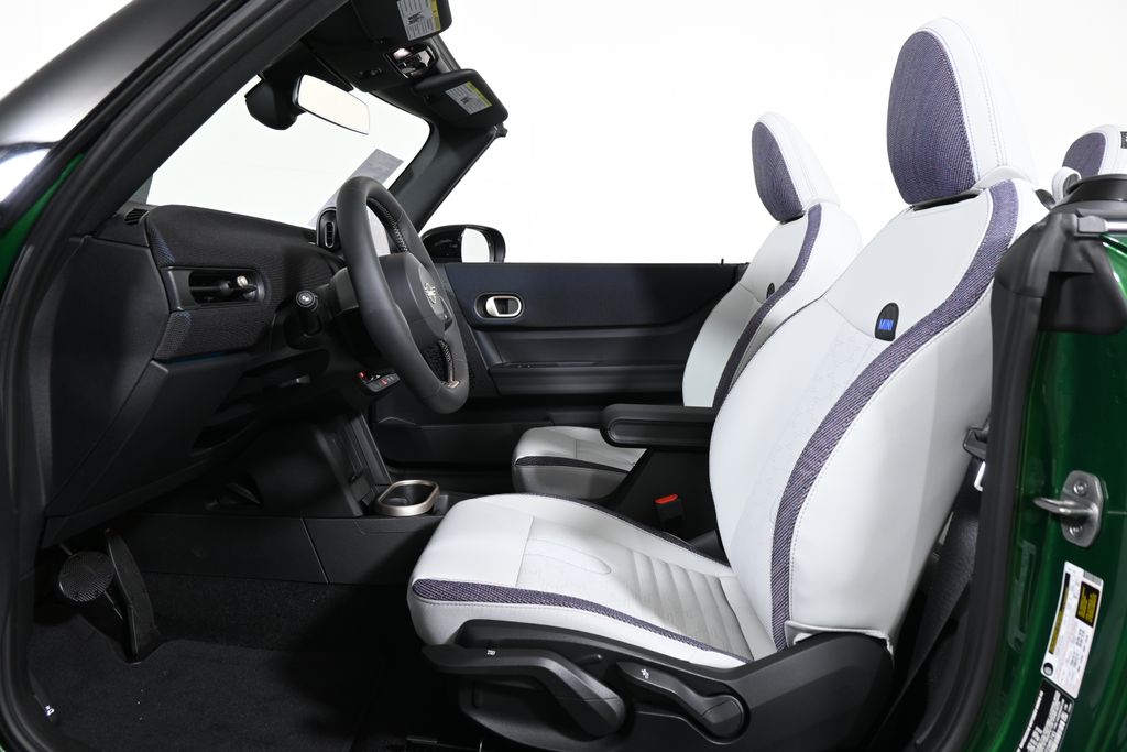 Thumbnail: 2026 MINI Cooper - 3