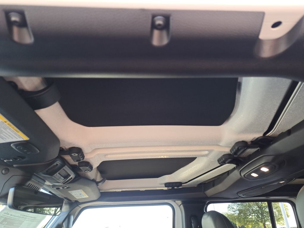 New Car 2025 Jeep Gladiator  Mojave For Sale Under $60,000 In Austin, Texas