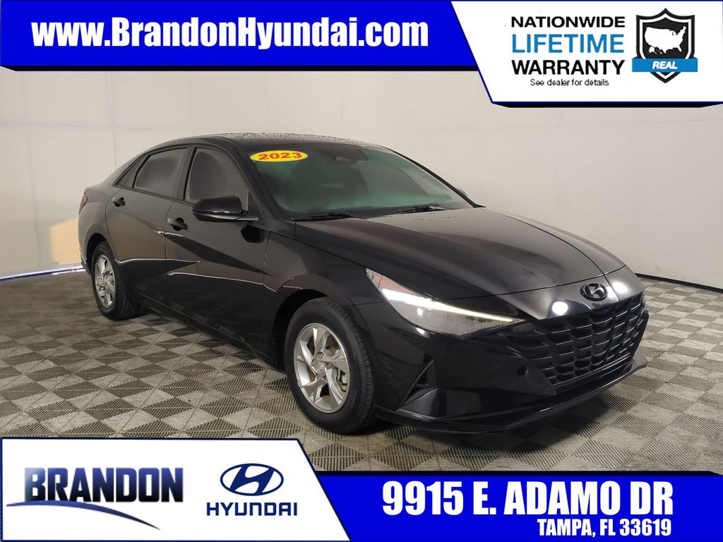 Onyx Black 2023 Hyundai Elantra Sedan Front-Wheel Drive Continuously Variable Transmission