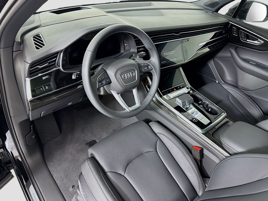 Thumbnail: 2026 Audi Q7 - 10