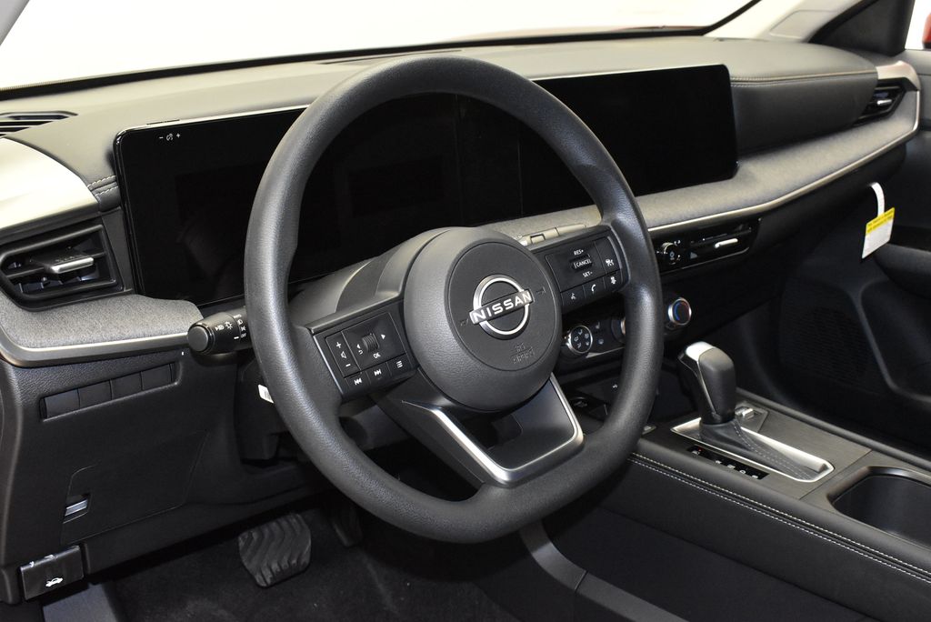 Thumbnail: 2025 Nissan Kicks - 15