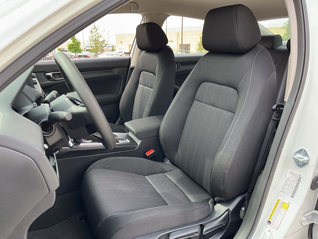 2025 Honda Civic LX 24