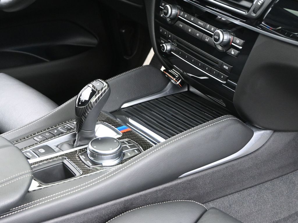 2018 BMW X6 xDrive50i