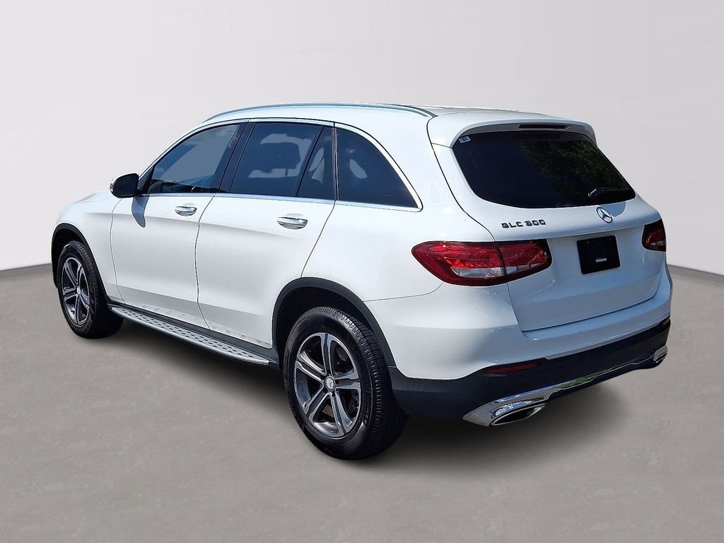 Thumbnail: 2017 Mercedes-Benz GLC - 6