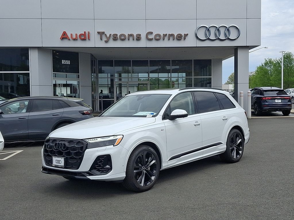 Thumbnail: 2026 Audi Q7 - 1