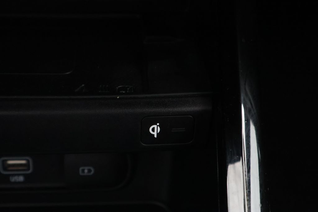 Thumbnail: 2023 Kia Forte - 24