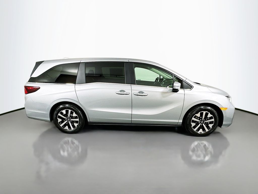 Thumbnail: 2026 Honda Odyssey - 4