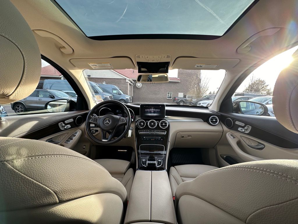 2018 Mercedes-Benz GLC GLC 43 AMG 23