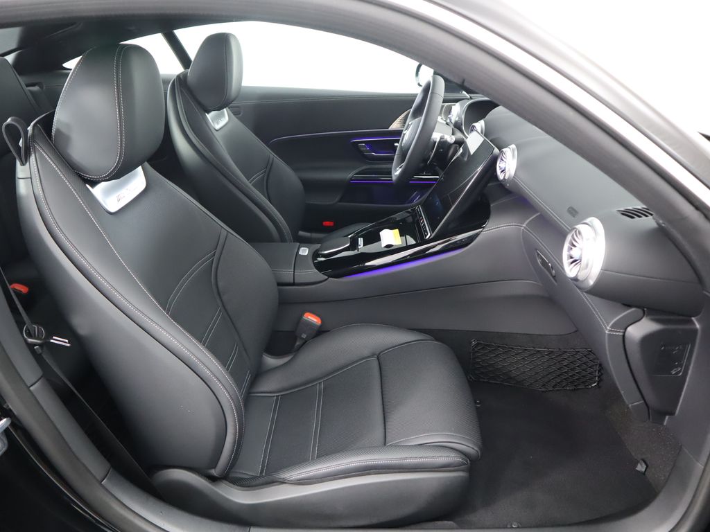 Thumbnail: 2025 Mercedes-Benz AMG GT - 22