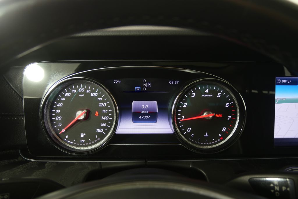 Thumbnail: 2018 Mercedes-Benz E-Class - 18