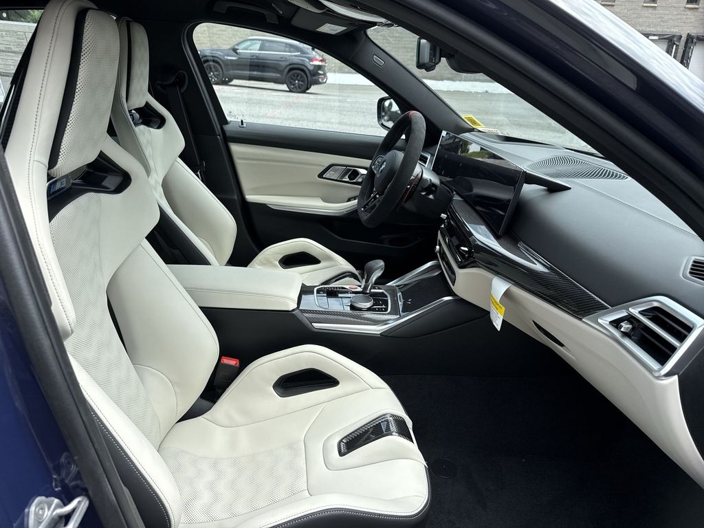 Thumbnail: 2027 BMW M3 - 24