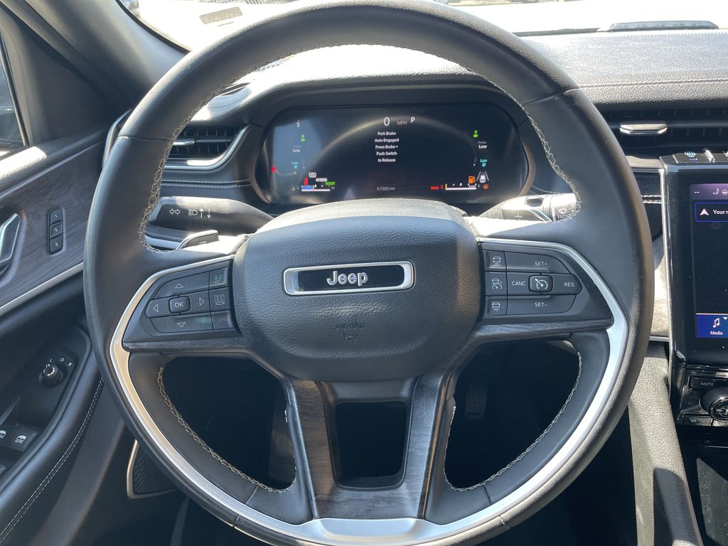 Used 2024 Jeep Grand Cherokee SUV