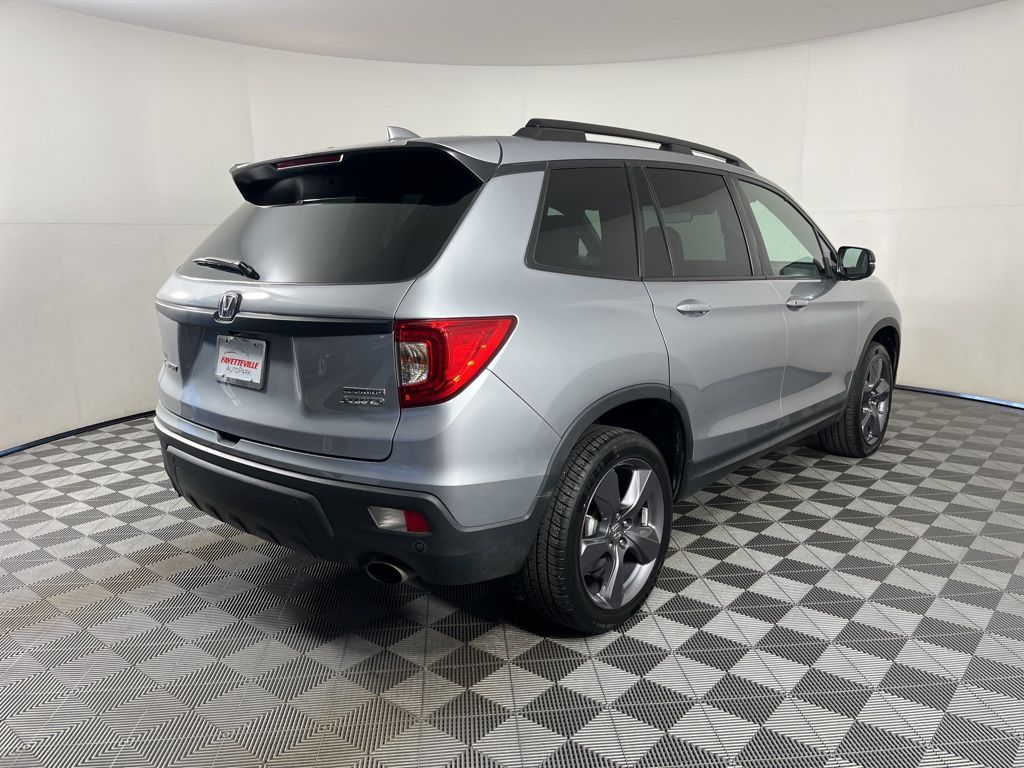 Thumbnail: 2021 Honda Passport - 17