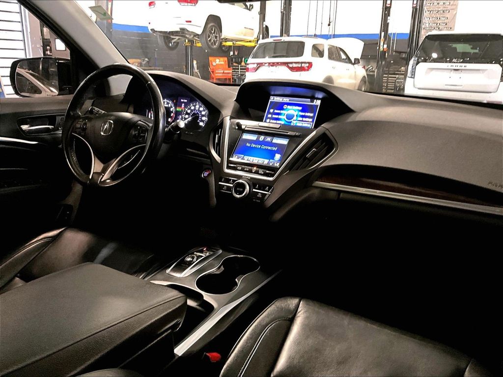 2017 Acura MDX — photo 14