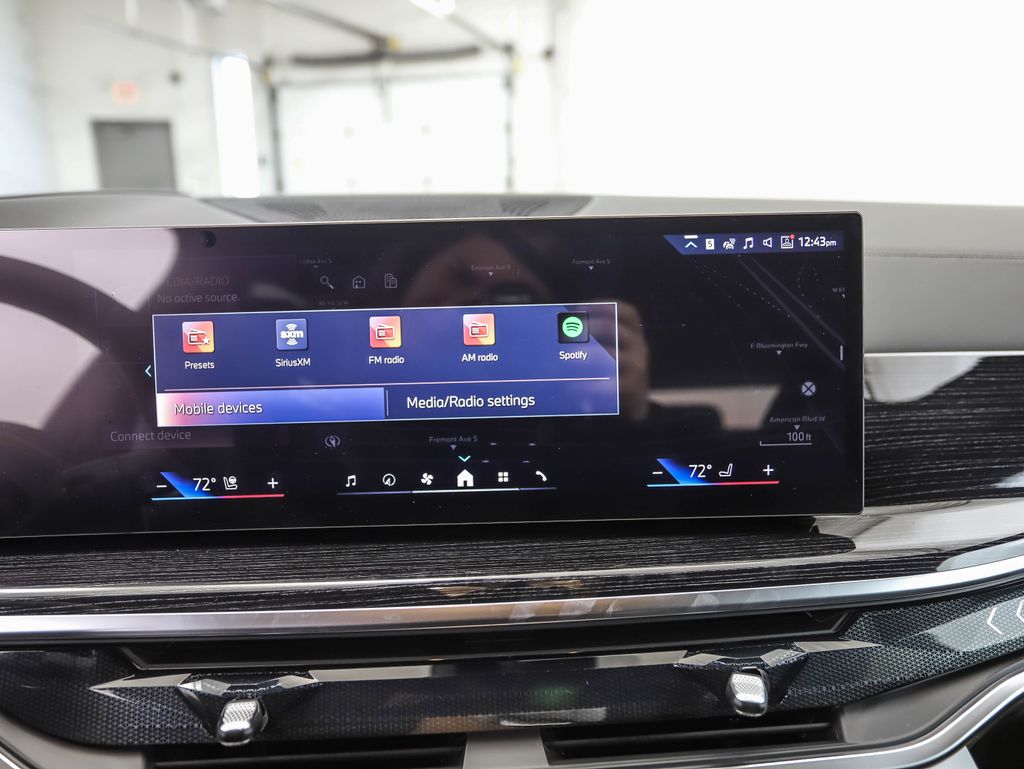 Thumbnail: 2026 BMW X5 - 16