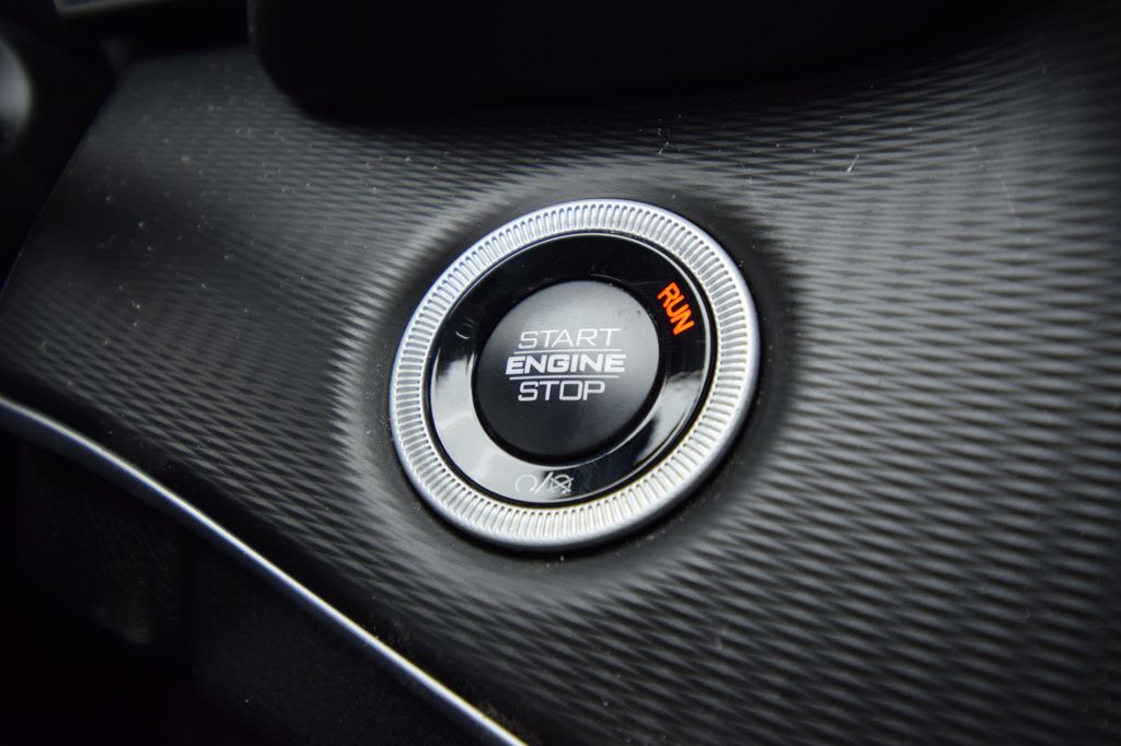 new 2026 Jeep Grand Cherokee car, priced at $37,883