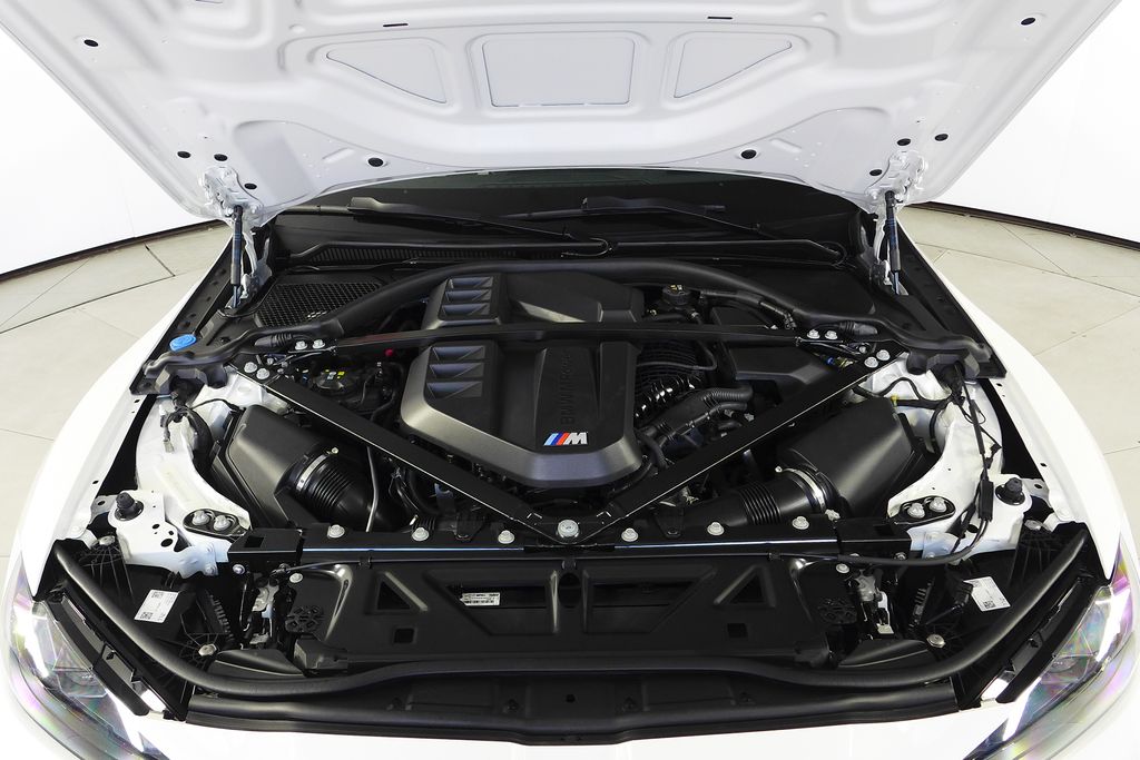 Thumbnail: 2025 BMW M4 - 6