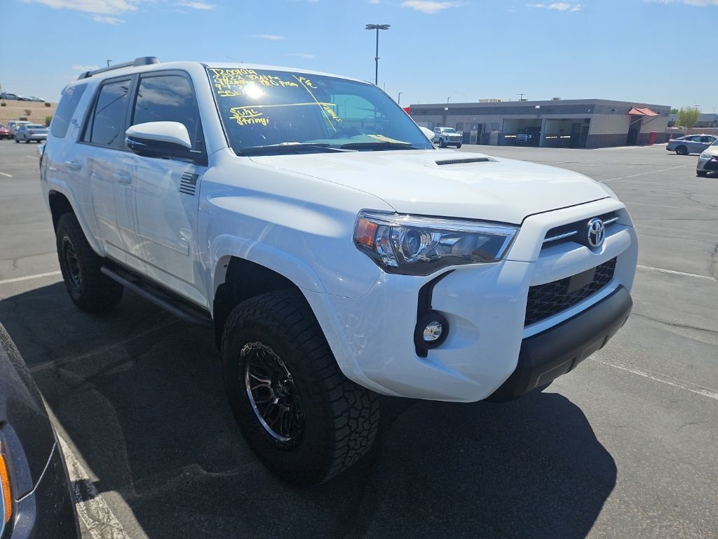 Thumbnail: 2023 Toyota 4Runner - 4