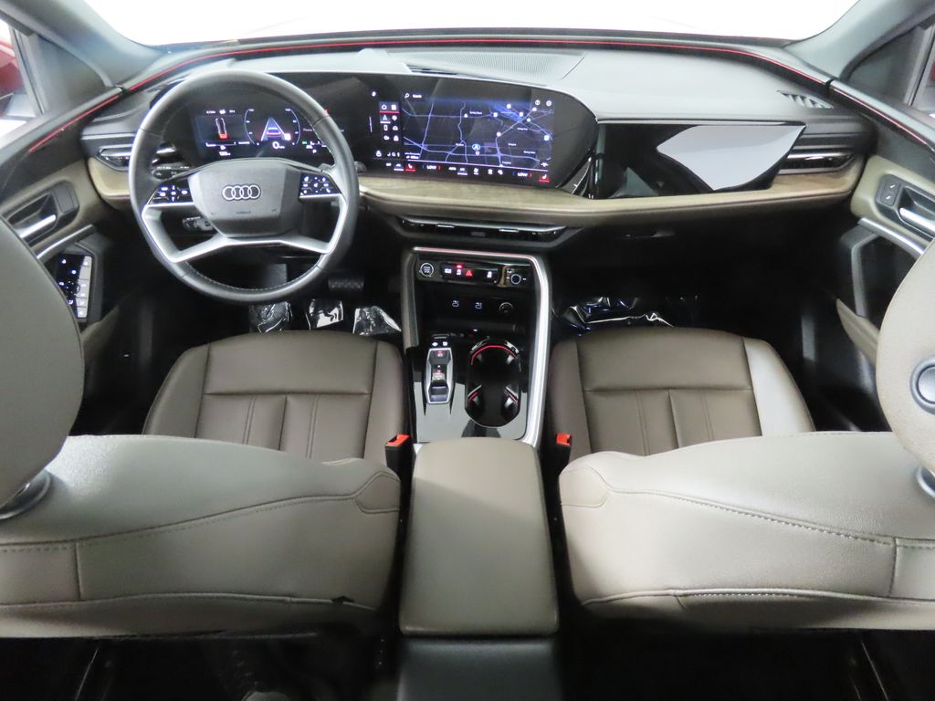 Thumbnail: 2025 Audi Q5 - 11