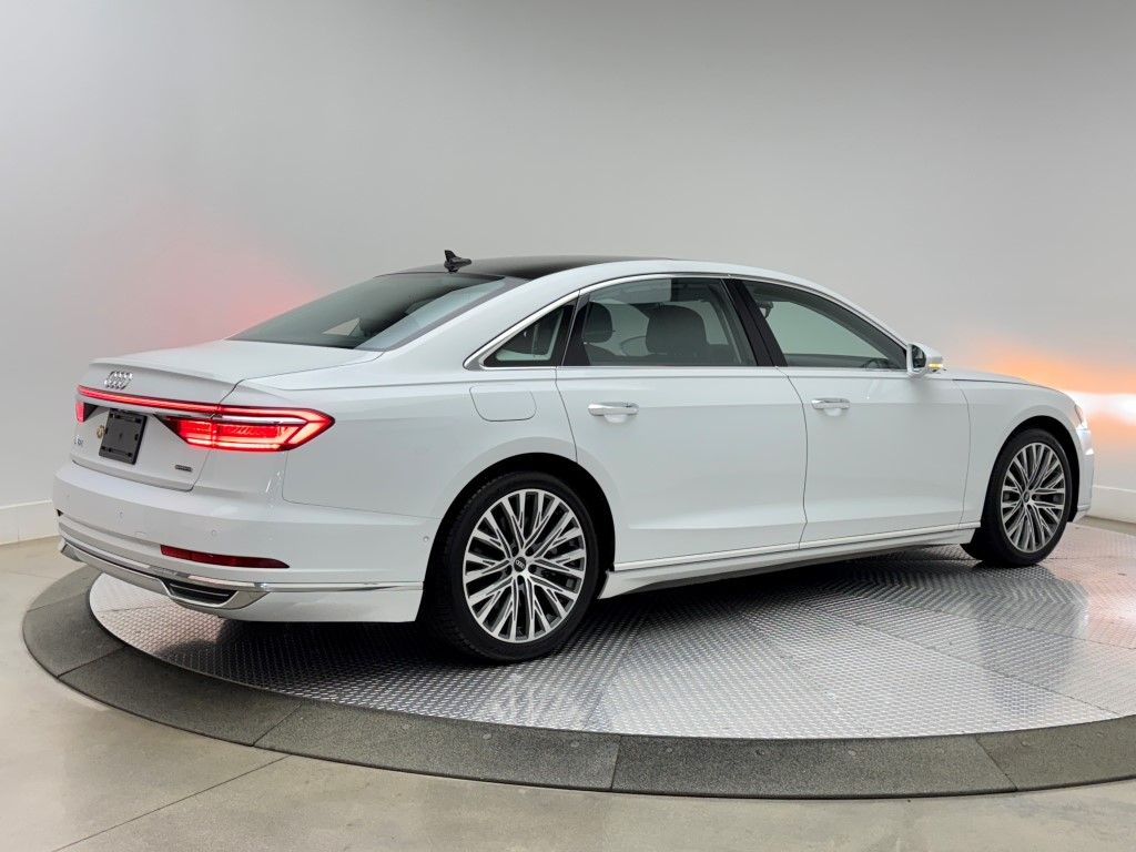 2021 Audi A8 L 14