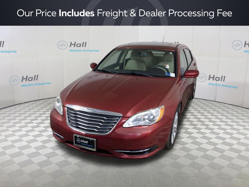 2012 Chrysler 200 Touring Sedan FWD