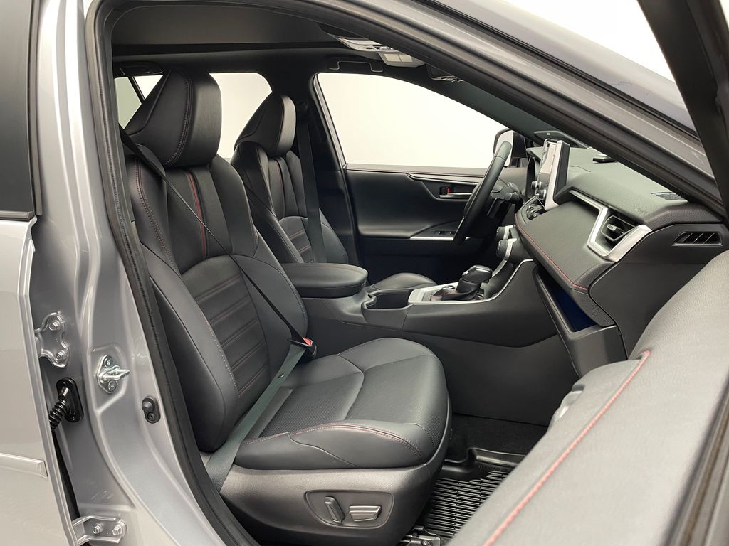 2022 Toyota RAV4 Prime XSE 18
