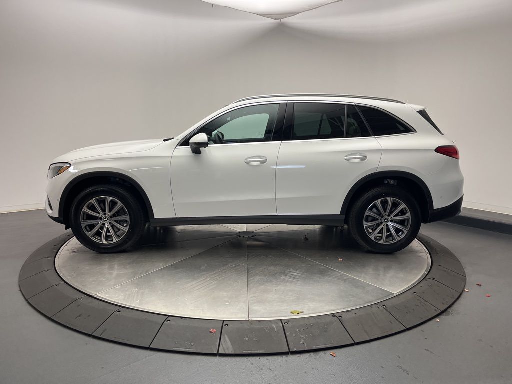 Thumbnail: 2026 Mercedes-Benz GLC - 4